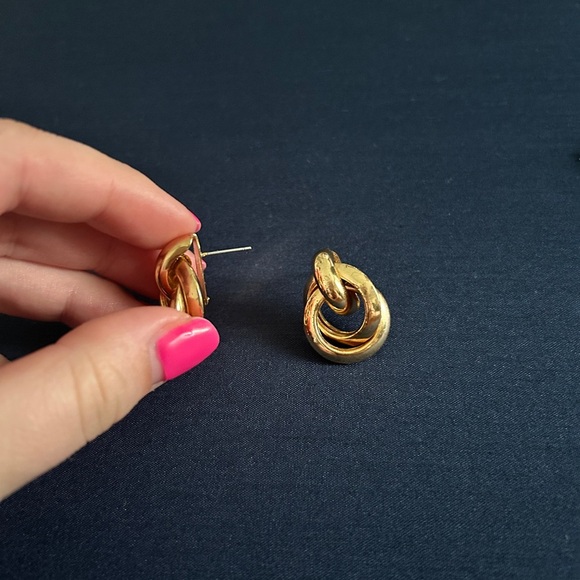 Italian Interlocking Hoop Earrings - Picture 2 of 4